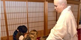 Cultura espiritual atrai turistas estrangeiros para o Japão