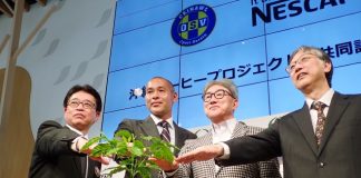 Jogador da J-League investe no plantio de café em Okinawa