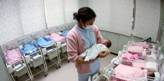 Japão reduzindo? Taxas de nascimento e mortes atingem recordes no pós-guerra