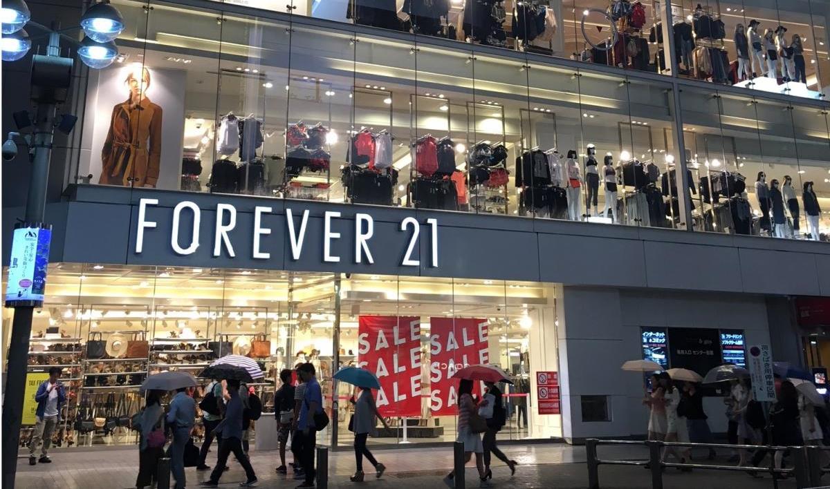 Forever 21 está à beira da falência, Economia